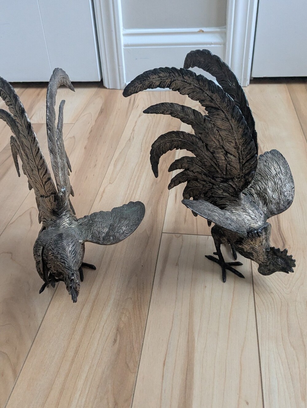 Vintage Detailed Italian Pair (2) Midcentury Brass Fighting Roosters - Picture 4 of 9